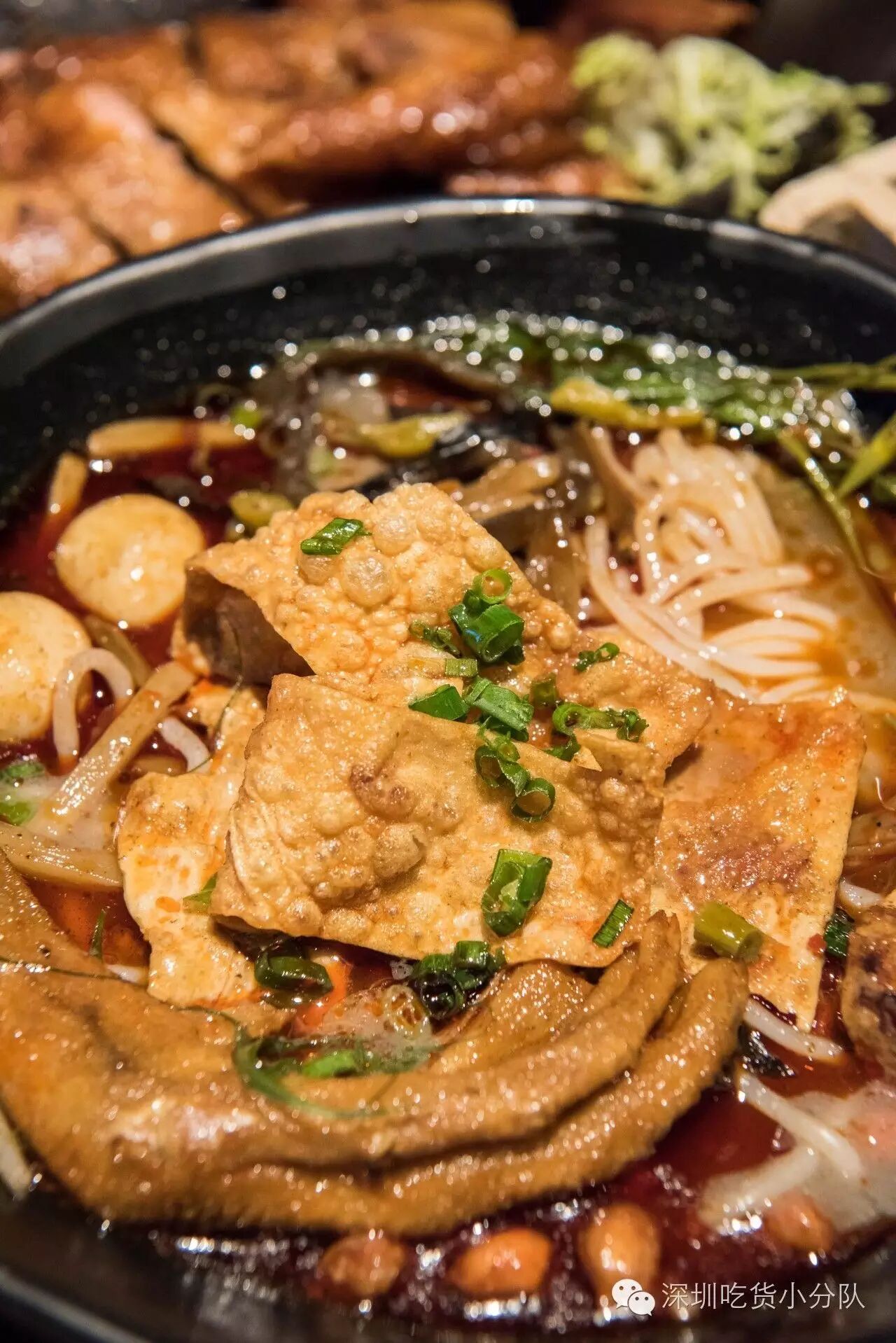 柳州老表鸭脚螺蛳粉