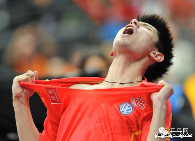 杨过所使之剑为玄铁重剑,正如许昕对底板更大更重之要求,陈杞攻杀的