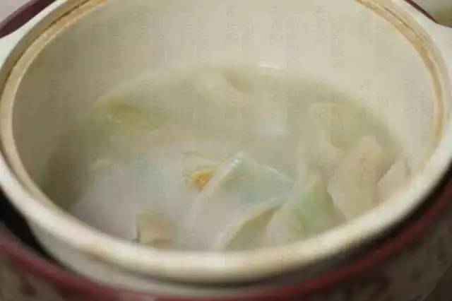 美味多汁的小笼包原来是这样做出来的!