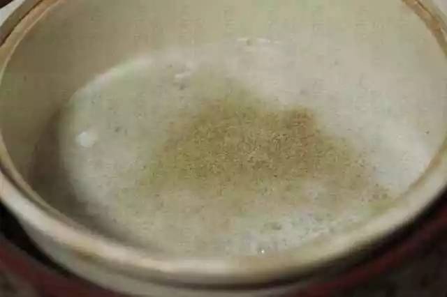 美味多汁的小笼包原来是这样做出来的!