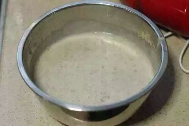 美味多汁的小笼包原来是这样做出来的!