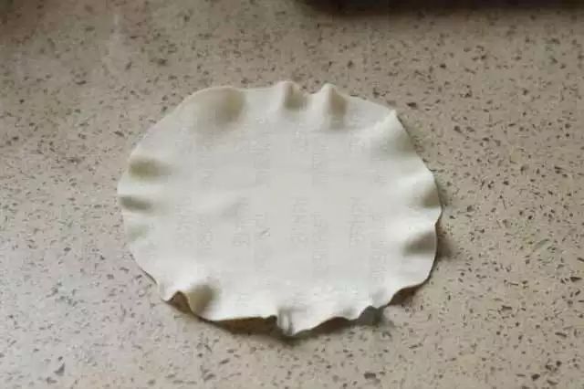 美味多汁的小笼包原来是这样做出来的!