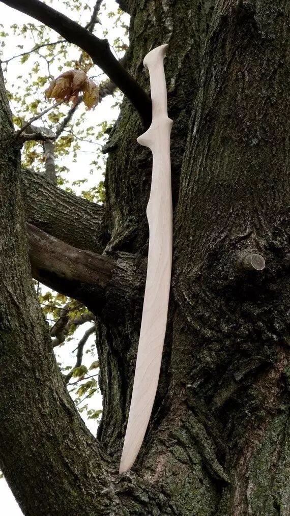 如何用木材制作一把蕴含繁星与流水的大马士革刀.