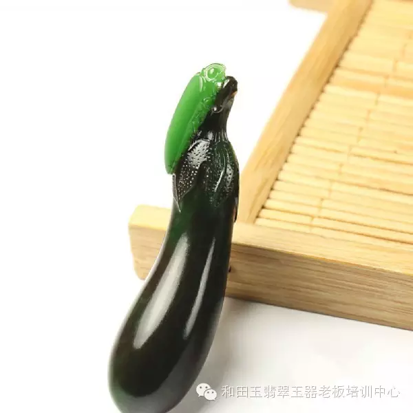 玉侠崔涛和大家分享玉雕中瓜果蔬菜的美好寓意
