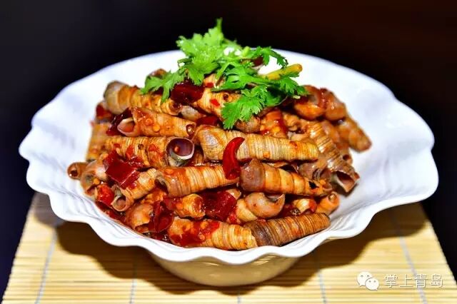 快和小伙伴们一起品着龙虾,看醉蟹钳如何壁咚鲍鱼