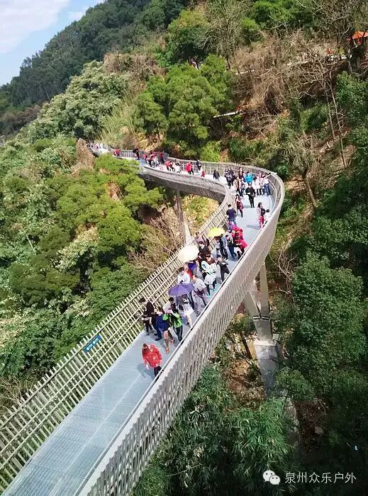 10月4福州醉美花海三坊七巷高空走廊玻璃栈道1日游158元人