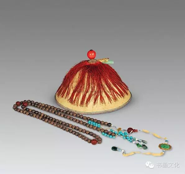 清朝宫廷大臣挂饰朝珠