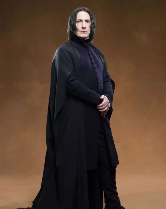 斯内普教授,上帝能在您的黑魔法防御课上及格吗?