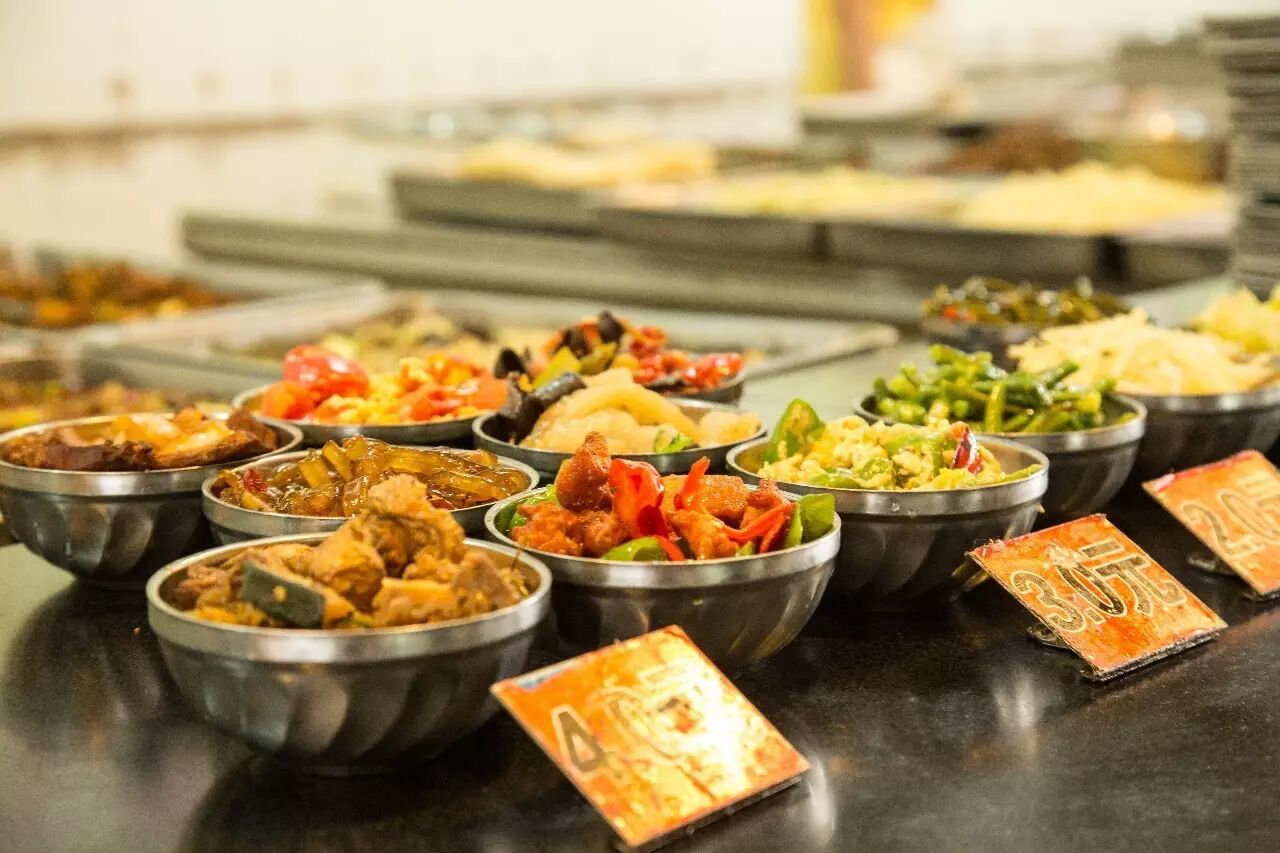 逆天了这所学校位于徐州最美风景区食堂的性价比超乎想象的高