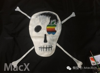 初代 Mac 图标设计师卖 Macintosh 海盗旗，2500美元