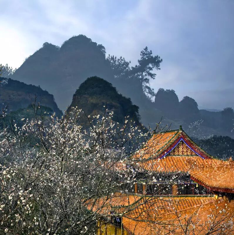 深山藏古寺美景醉煞人