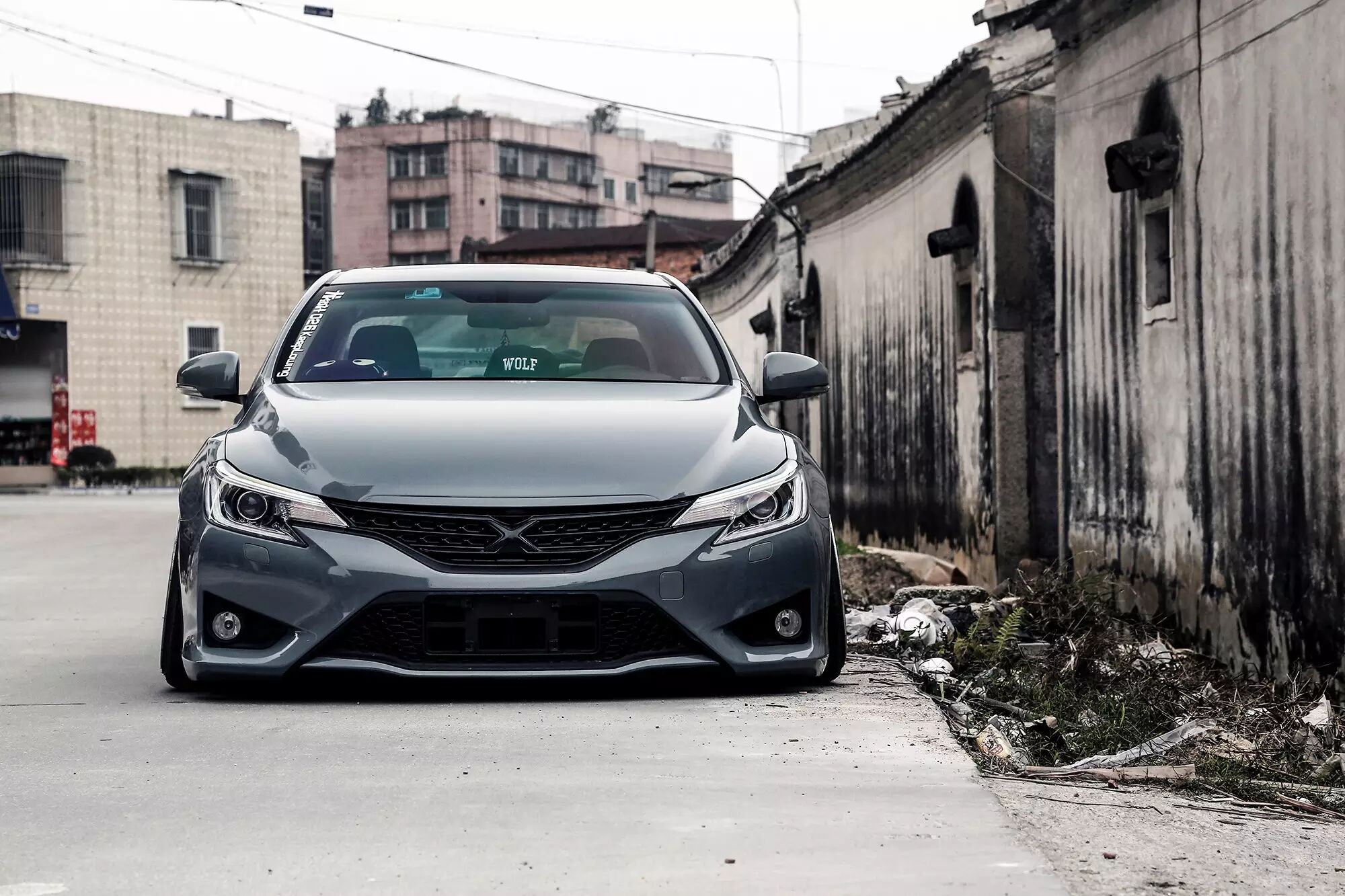 深圳车友丨大爱水泥灰锐志气动改装案例