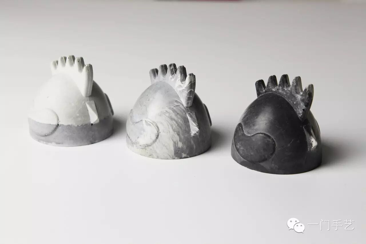 ◤高蕾蕾 ·施展水泥作品-小鸡摆件 ◢