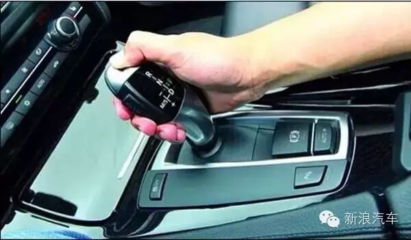 四、轮胎蹭台阶