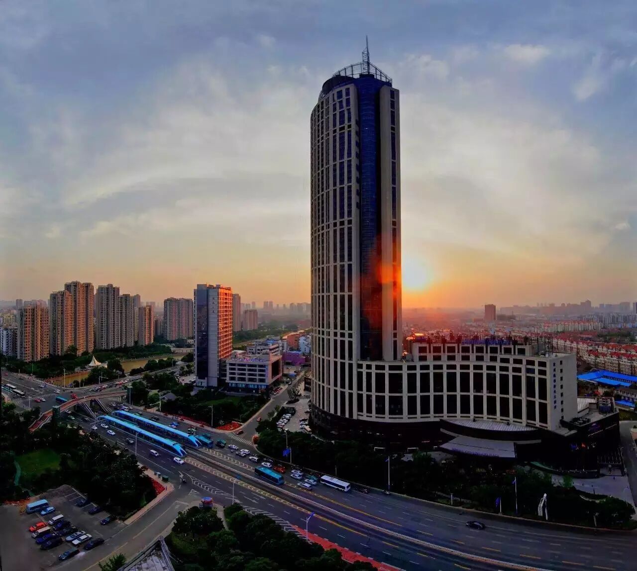 常州这家老牌五星级酒店开启"寻味常州"美食之旅,还有双人自助餐免费