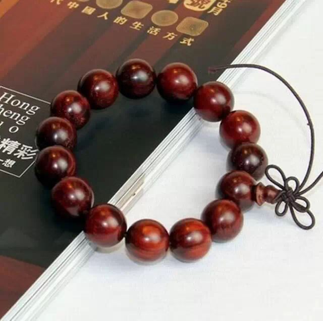 红木是养生宝，常伴左右活得老