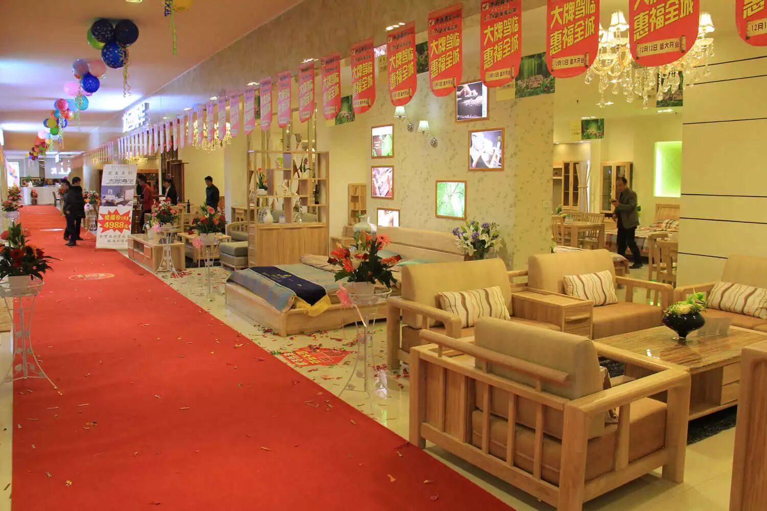 高端家具木邑清华实木家具隆重开业西南国际商贸城欢迎您