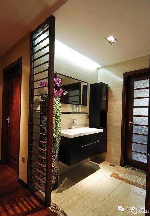 转载干湿分离的卫生间