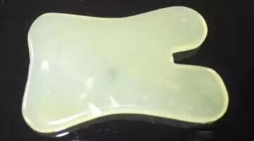 牛角板怎么处理刮痧涨姿势！怎样选好、用好刮痧板？_https://www.jmylbn.com_新闻资讯_第4张