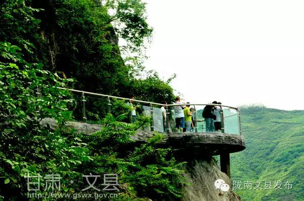 陇南旅游景区有哪些_陇南成县到西峡颂景区_陇南景区排名