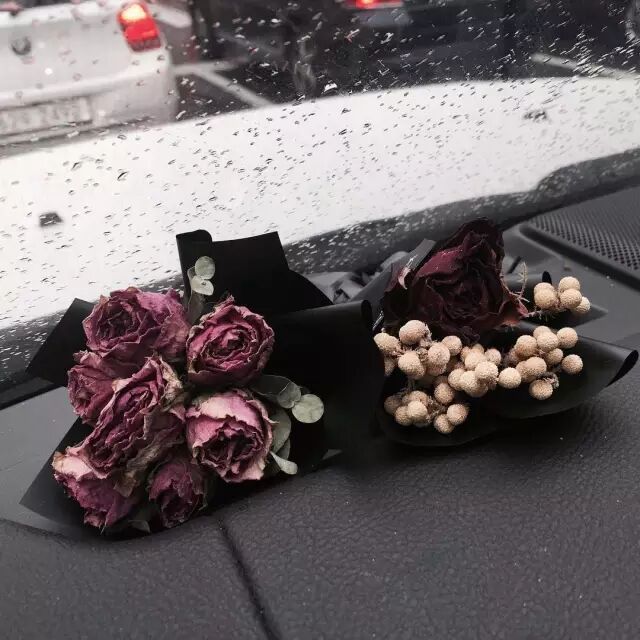 干花这样子搭配，也好看