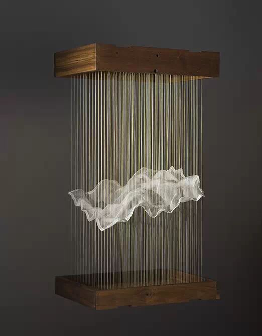 吊起来的装置艺术