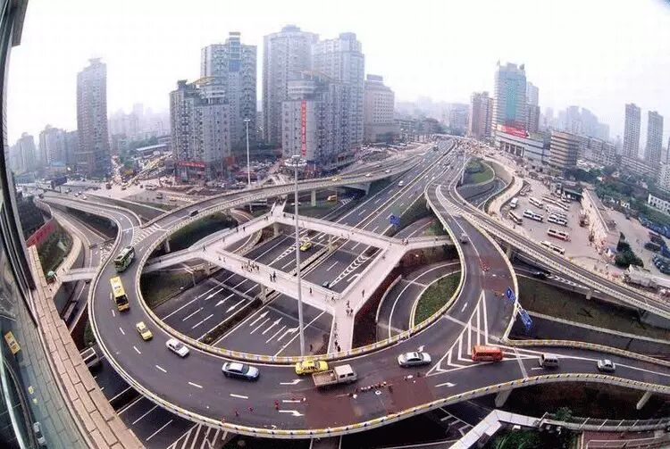 6环形立交桥代表——融侨立交桥这是山城司机心照不宣的"立交试卷",一