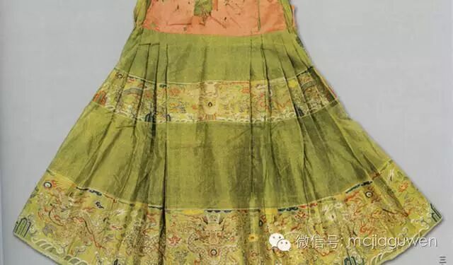 浪漫夏日话裙裳