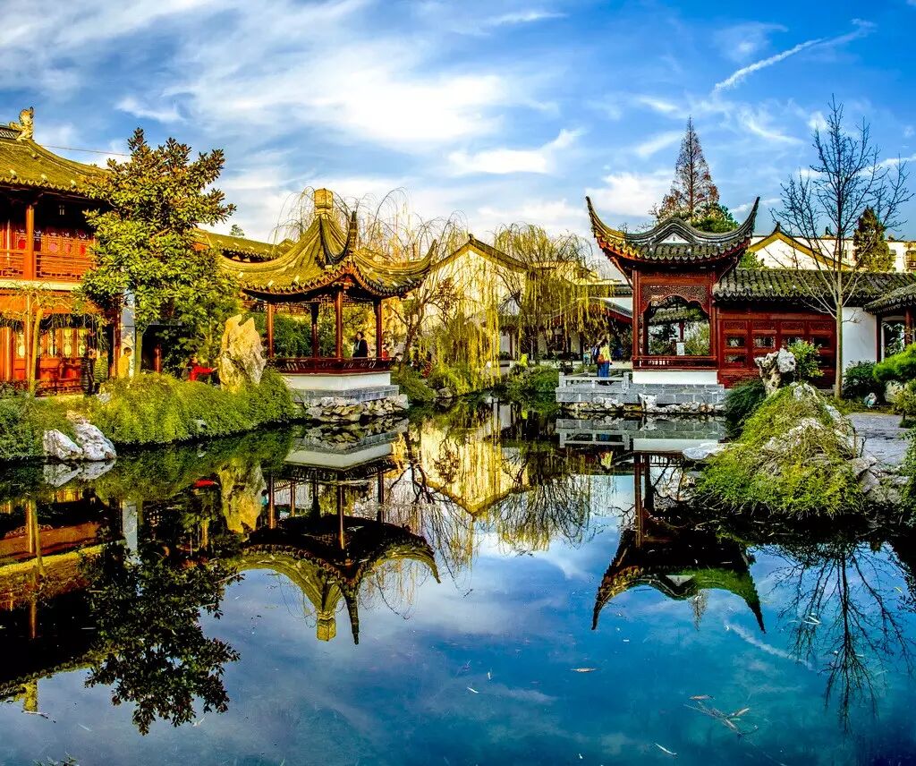 当南京美食邂逅南京美景时. .