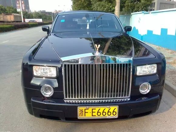 全国最牛黄牌车,几千万的车,上百万的牌!