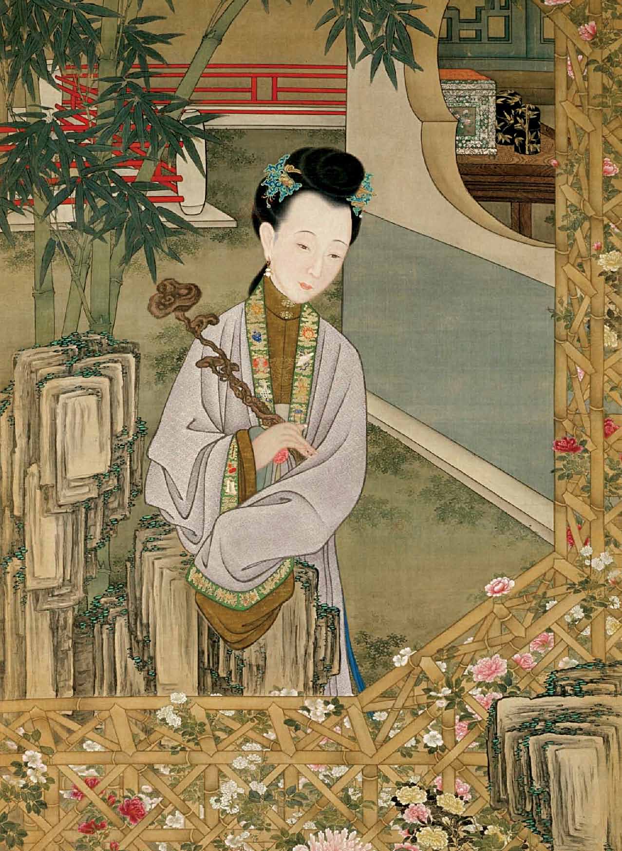 十二美人图之立持如意 绢本设色