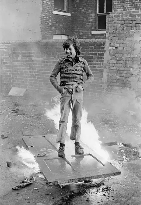 19332022马格南摄影师镜头中的小朋友