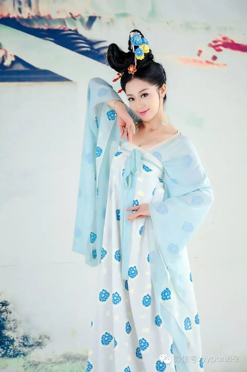 益阳盘子女人坊艺术客片