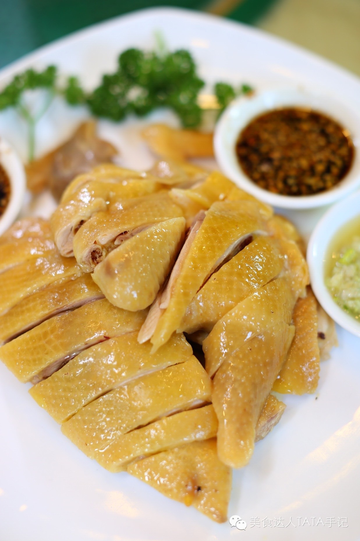 湛江白切扇鸡0695/半只湛江白切鸡0645/半只鸡养240天左右,够身.