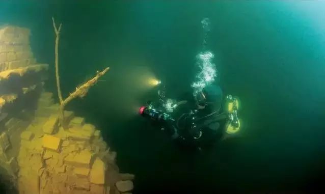 中国唯一的水下古城！沉睡湖底，任何人都不能去，超千年历史，登榜CNN摘下“中国最美”！