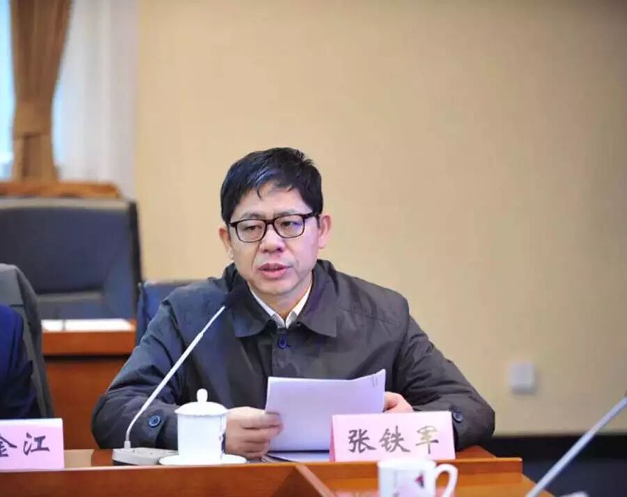 张铁军,天津滨海新区人民政府副区长,行政审批局局长