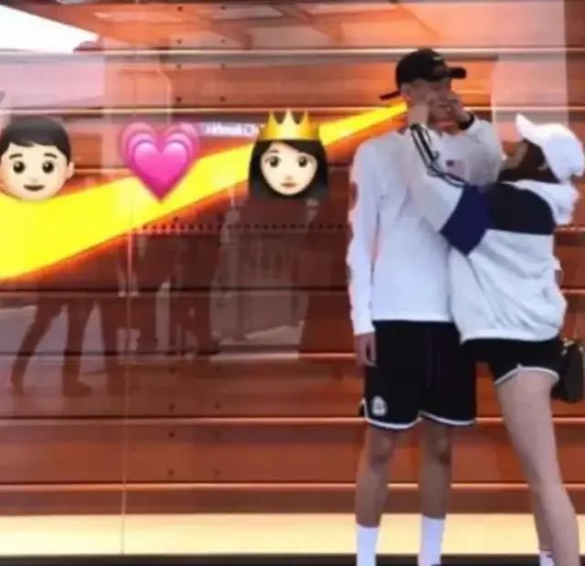 陈宝莲去世18年,当年跳楼遗下的男婴被王菲认养,18年后怎么样了-微信头条网 陈宝莲去世18年,当年跳楼遗下的男婴被王菲认养,18年后怎么样了