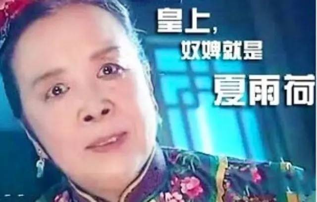 只是，原本只需0.1秒的时间就能观察到的数据，这下可得多花点时间扭着脖子去看了。