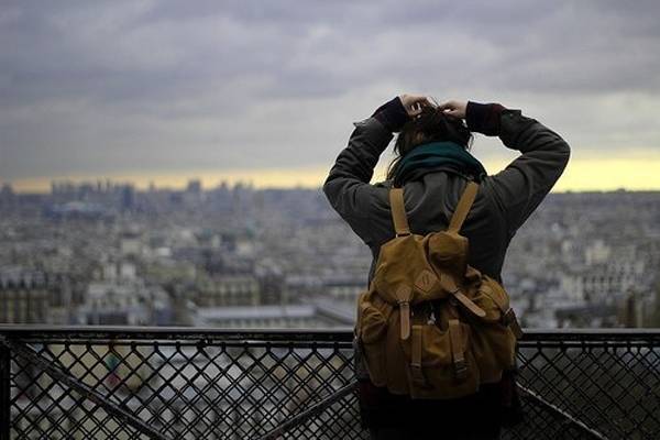 假如 人生不曾相遇, 怎能懂得意境的唯美, 浪漫的甜蜜, 纵使心碎在