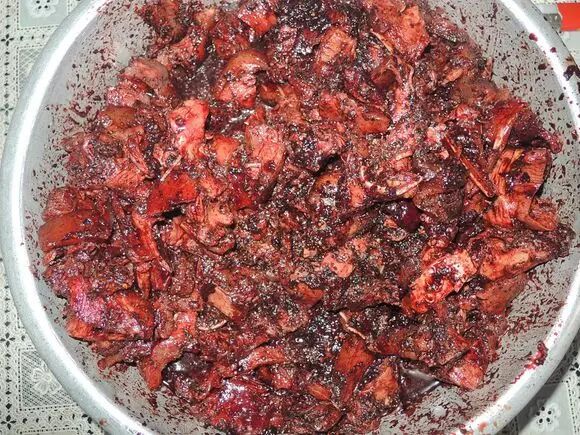 云南的"血腥"美食,你敢挑战几道?