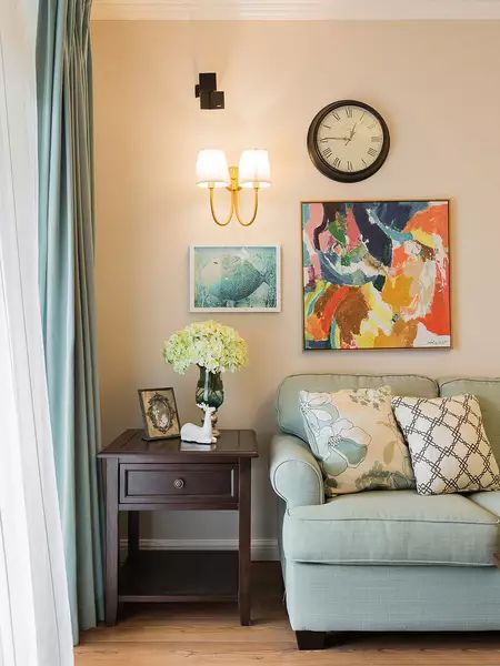 107㎡簡約美式新房，米黃色背景牆配裝飾畫加定制櫃子簡潔溫馨又實用 家居 第6張