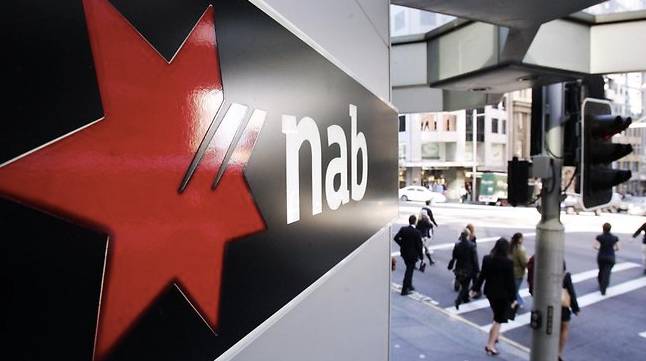 “人在职场，哪都有坡” NAB银行宣布将大规模裁员，涉及数千人！