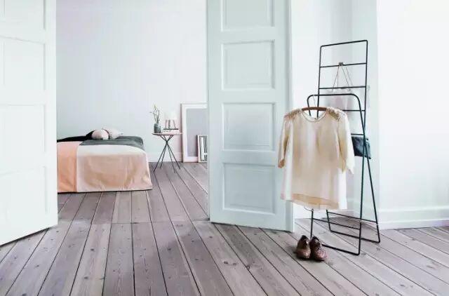 实木地板该怎么保养？6大要素让地板光鲜如新