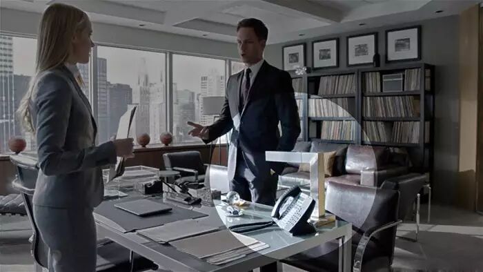 办公室剧情都有着不错的布景设计,比如《广告狂人》,比如《金装律师》