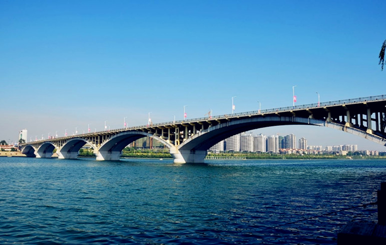 12:螺丝岭大桥13:阳和大桥14:三门江大桥15:鹧鸪江大桥,又名双拥大桥