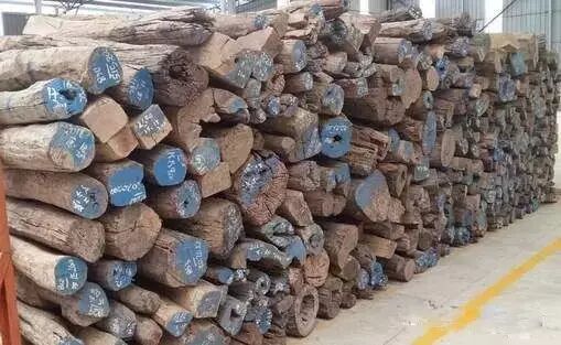 从原木到家具，便宜的红木家具你都看不懂！