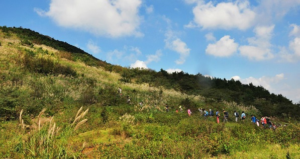 陽光部落旅行徒步吳越古道登臨浙西天池穿越天龍大峽谷