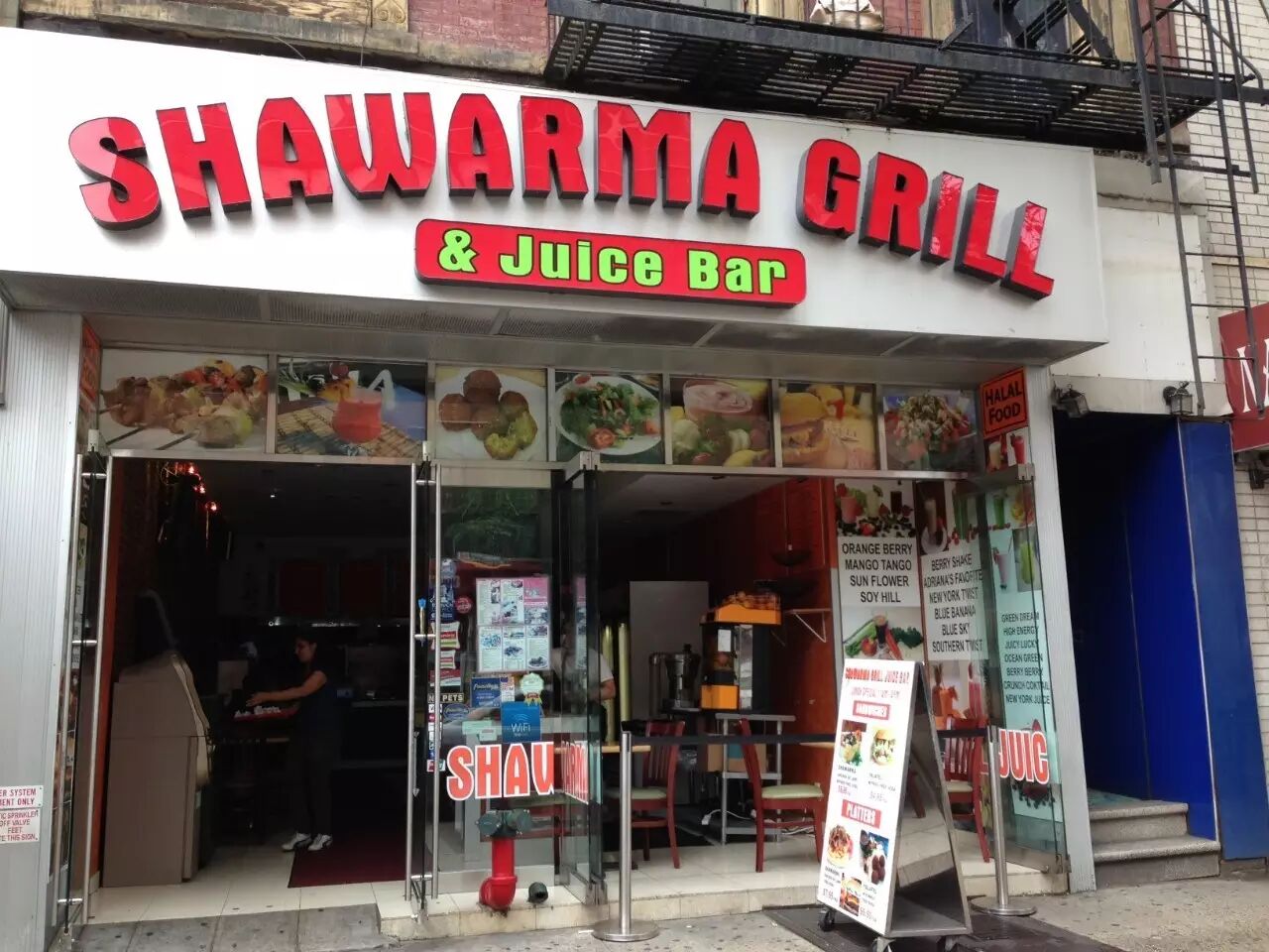 和小姑娘一般重的土耳其烤肉是怎么烤熟的