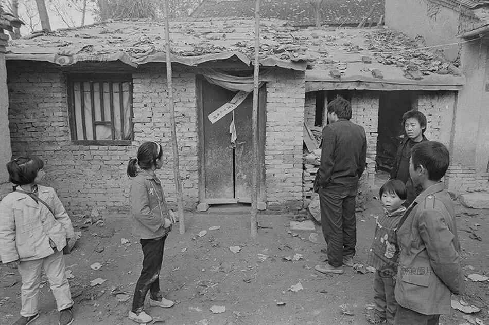 临潼一组90年代计划生育老照片,那些年你家被罚多少钱?