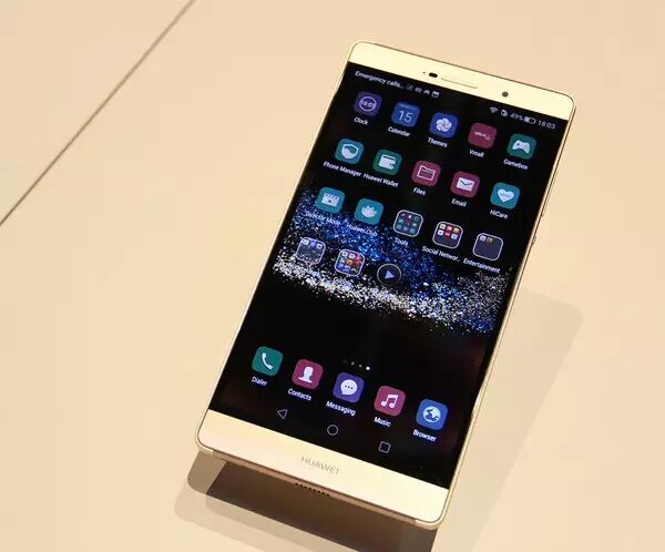 其实华为p8max很多亮点都是我们在p8上看到了的,比如全金属机身,smart